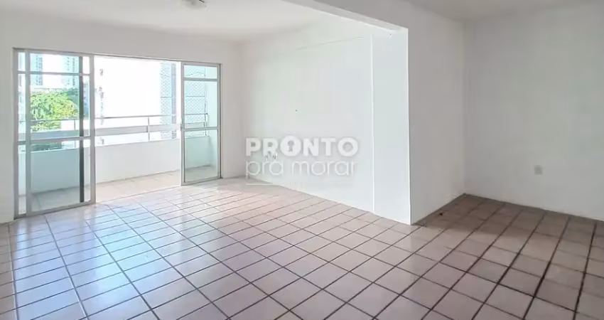 Apartamento com excelente localização em boa viagem próximo ao colegio santa maria em boa viagem