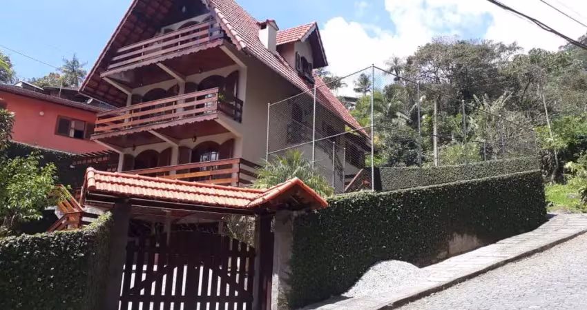 Casa para venda em nova friburgo, debossan, 6 dormitórios, 4 suítes, 5 banheiros, 3 vagas
