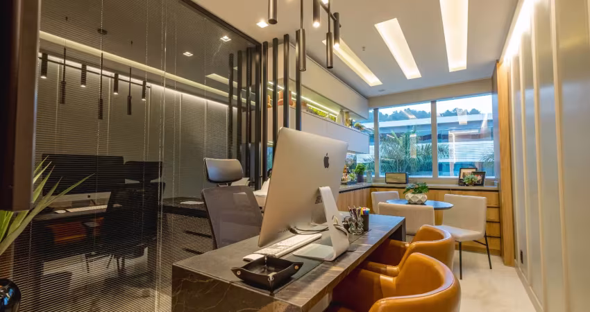 Sala comercial alto padrão mobiliada 45m² e vaga no square sc