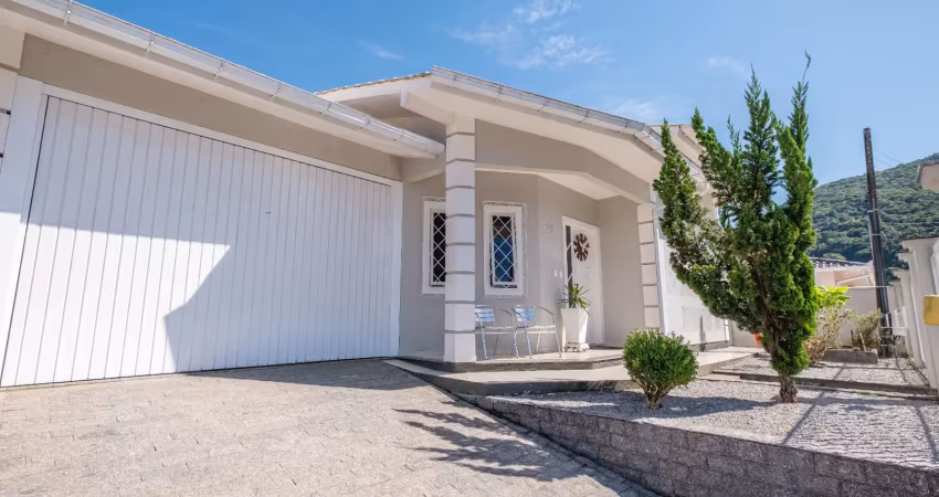Casa 3 dormitórios com piscina em santo amaro da imperatriz  (sul do rio)