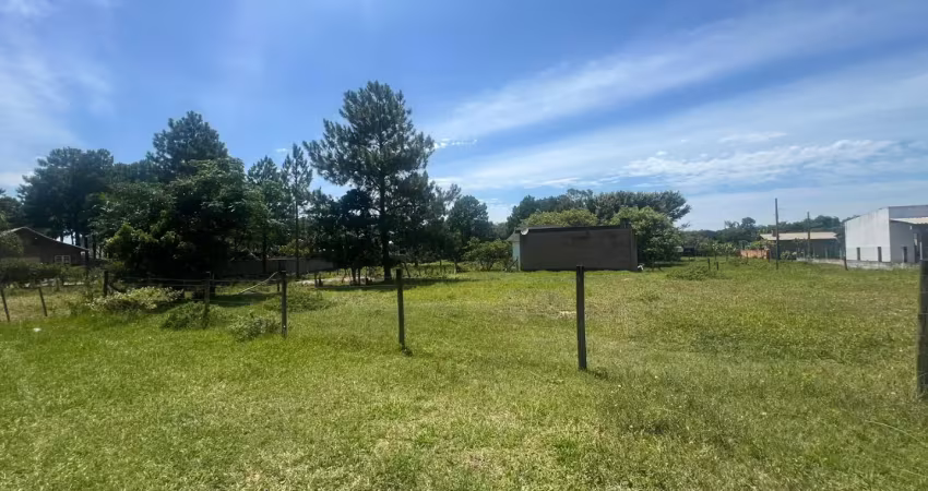 Vendo lote a 400 metros da lagoa do faxinal escriturado 375m² -15x25