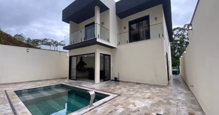 Casa com 3 dormitórios no condomínio morada da serra em aldeia da serra/sp