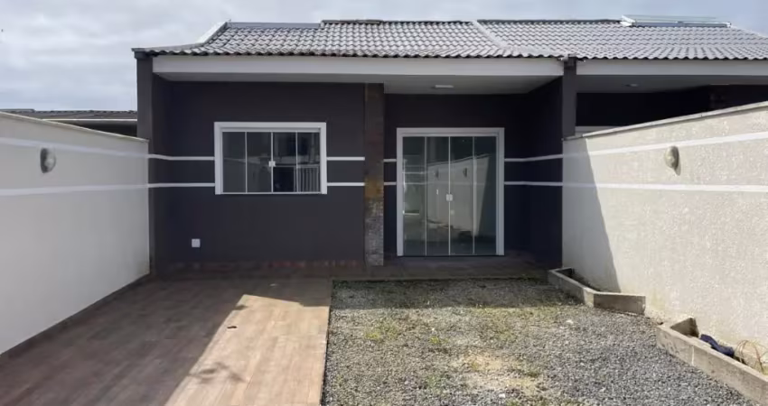 Casa térrea 2 quartos ( 1 suíte ) com piscina e churrasqueira - nereidas