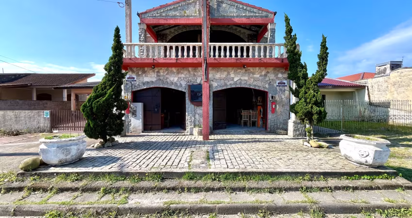 Casa comercial com 1 sala à venda na Avenida Vinte e Nove de Abril, 70, Brejatuba, Guaratuba
