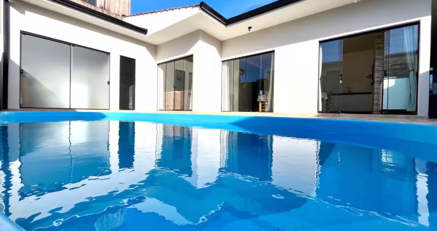 Casa com 3 quartos à venda na Avenida Vinte e Nove de Abril, 1245, Centro, Guaratuba