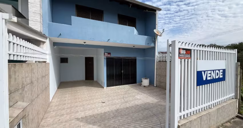 Casa à venda na Rua Panamá, 3, Nereidas, Guaratuba