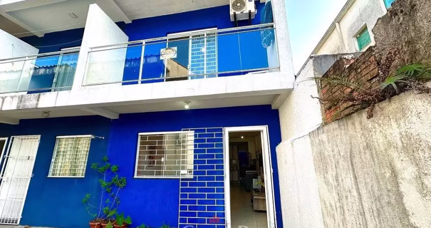 Sobrado para venda com 2 quartos em Caioba
