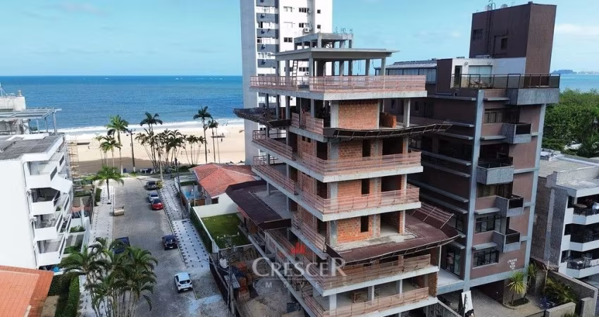 Apartamentos para venda com 3 quartos na Praia Mansa em Caioba