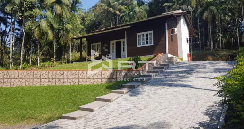 Casa em condomínio fechado com 3 quartos à venda no Rodeio 32, Rodeio 