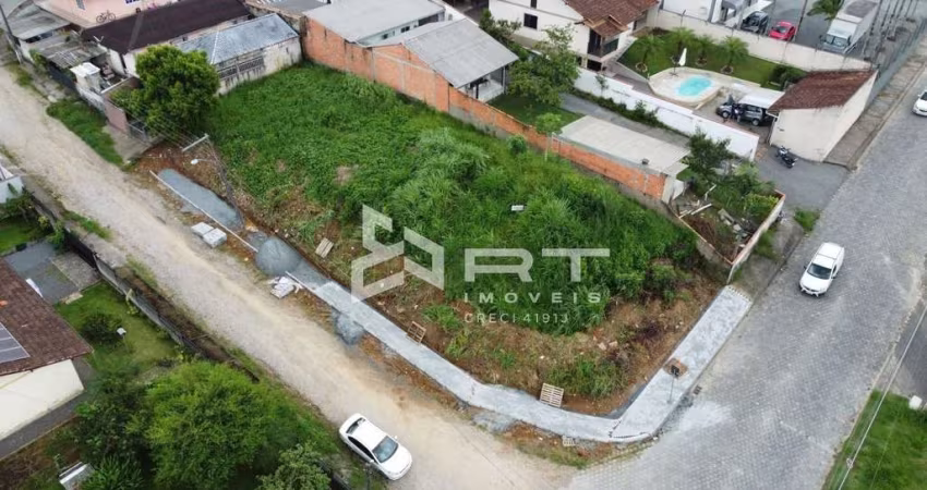 Terreno à venda no Itoupavazinha, Blumenau 
