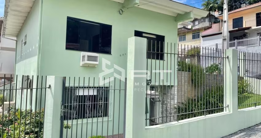 Casa com 4 quartos à venda na Escola Agrícola, Blumenau 