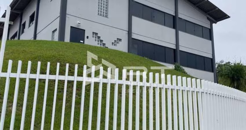 Barracão / Galpão / Depósito com 2 salas para alugar no Encano, Indaial 