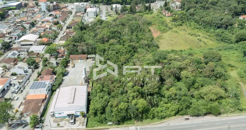 Terreno à venda no Vorstadt, Blumenau 