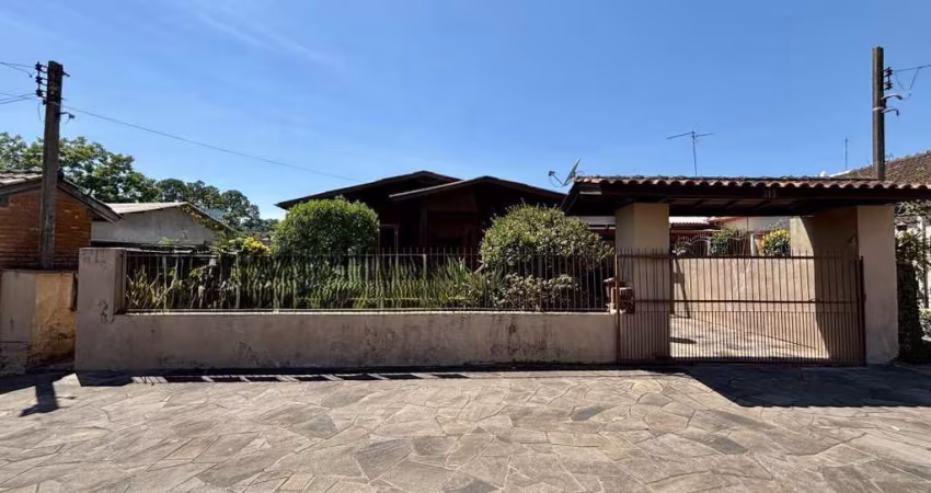 Casa/Sobrado - Bairro Centro - Estância Velha