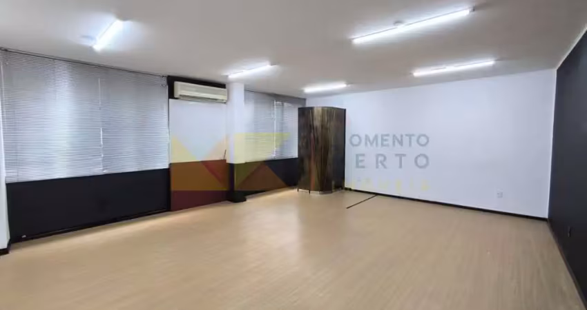 Ponto comercial para alugar na Rua Presidente Getúlio Vargas, 260, Centro, Blumenau