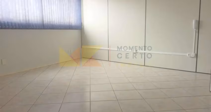 Sala comercial para alugar na Rua Marechal Deodoro, 830, Vila Nova, Blumenau