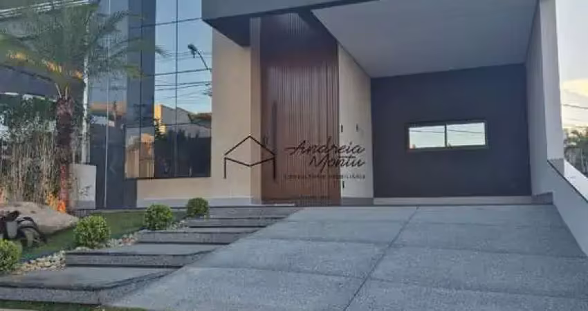 Casa nova em condomínio fechado com área de lazer completa.