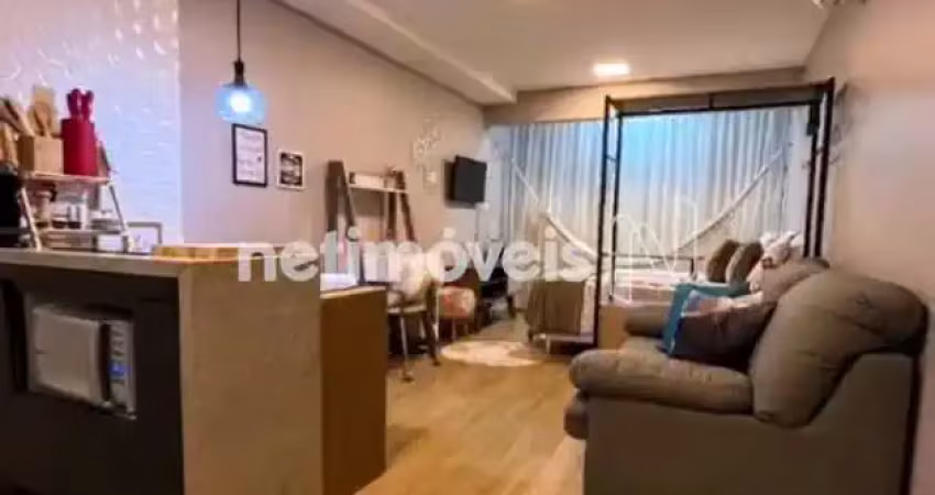 Excelente oportunidade! kitnet com 28 m²; mobiliada na cln 213 - perto do parque olhos d&#39;água.