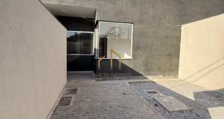 Casa com 3 quartos à venda na Rua Varginha, 50, Centro, São Joaquim de Bicas