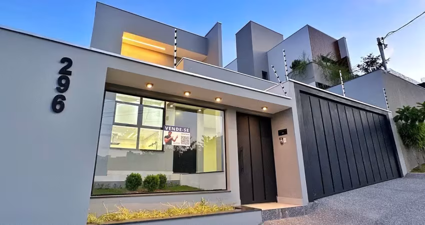Casa moderna no parque leste: 162m², quintal amplo e área gourmet integrada