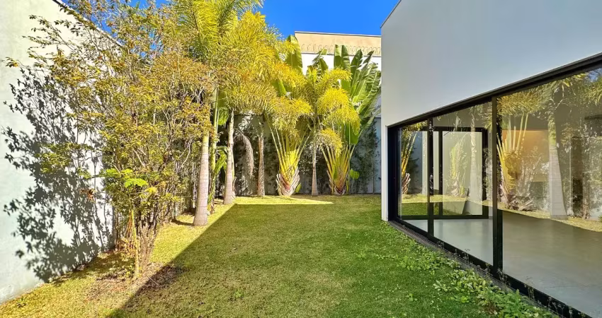 Casa à venda no parque leste: 291m², 3 suítes, projeto assinado e varanda com vista privilegiada