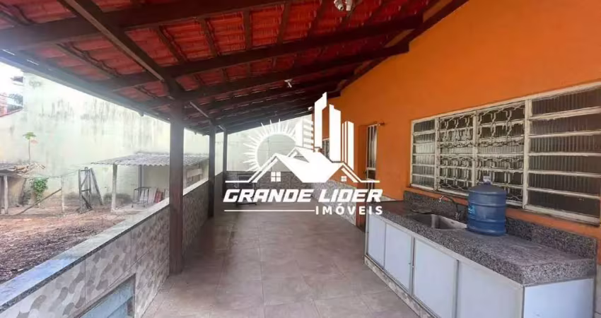 Casa com 4 quartos à venda no Três Barras, Contagem 