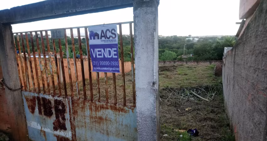 Lote de 360m2 no bairro novo igarapé , em igarapé/mg, murado e alicerce