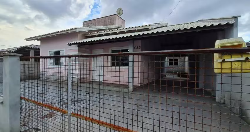Casa 02 dormitorios no capivari de baixo – bairro santa lucia.