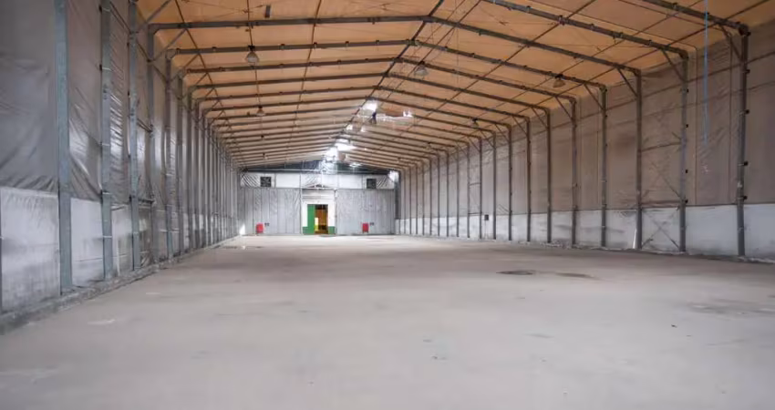 Barracão / Galpão / Depósito para alugar na Rua Sabiá, 41/43, Ayrosa, Osasco