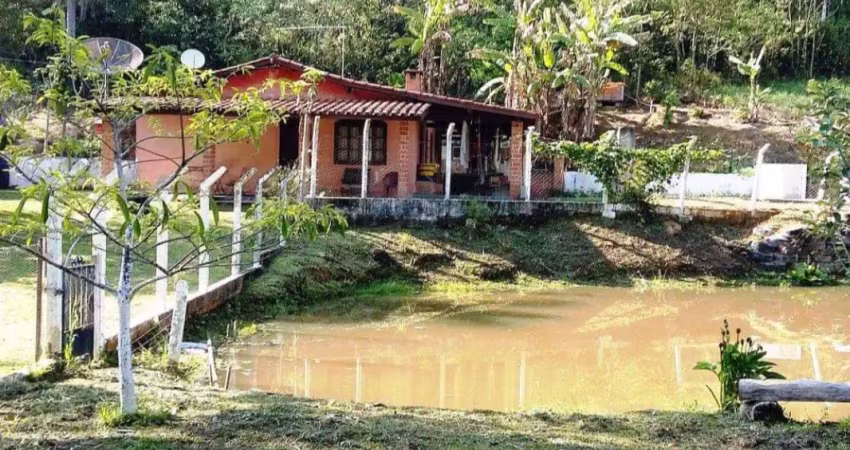 Chácara c/ 3500 m² em piedade, poço artesiano, lago e nascente. troca por casa térrea em sorocaba.