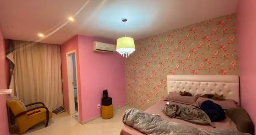 Grande oferta: casa triplex de alto padrão em condominío fechado - campo grande/rj