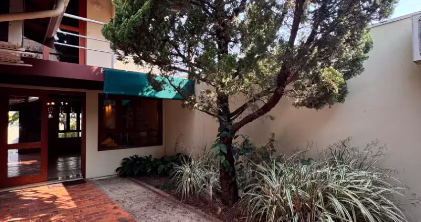 Casa térrea com mezanino à venda no bairro tucura em mogi mirim