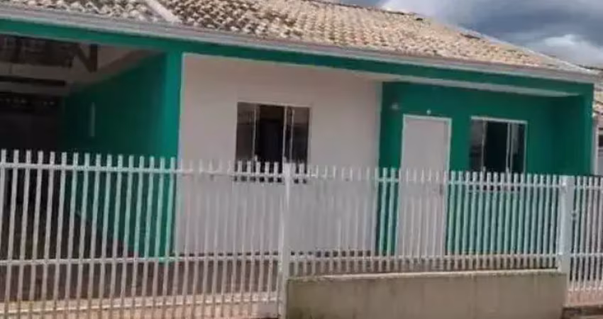 Linda casa em condominio vista do sol a primeira casa aproveite