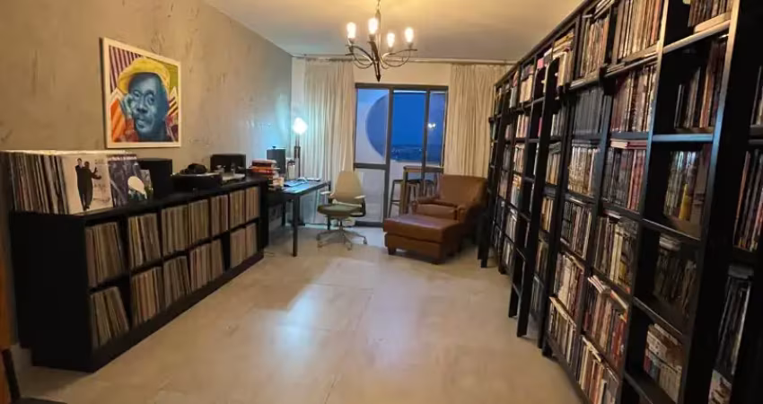 “charme e conforto no coração de uberlândia – apartamento com vista para a praça clarimundo carneiro'