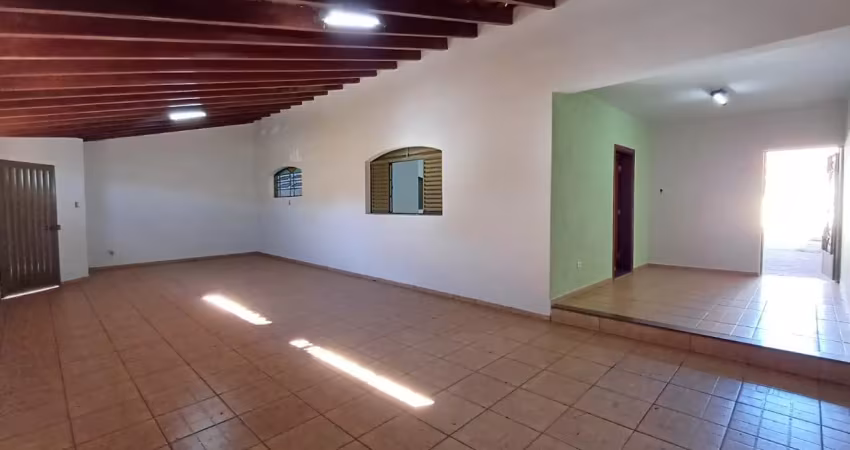 Oportunidade rara! casa à venda no coração do santa mônica! bairro valorizado preço especial seu novo lar te espera,