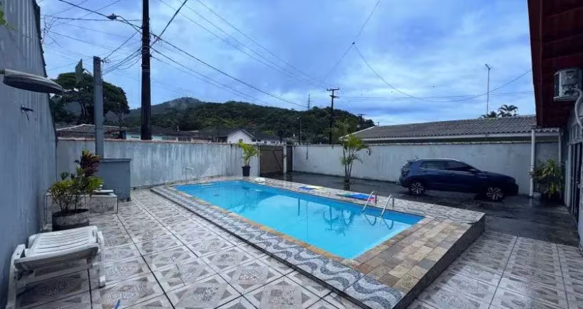 Excelente imóvel residencial e comercial próximo rodoviária de matinhos - pr