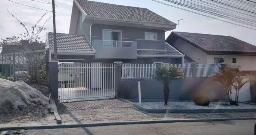 Sobrado para venda tem 300 metros quadrados com 4 quartos em alto tarumã - pinhais - pr