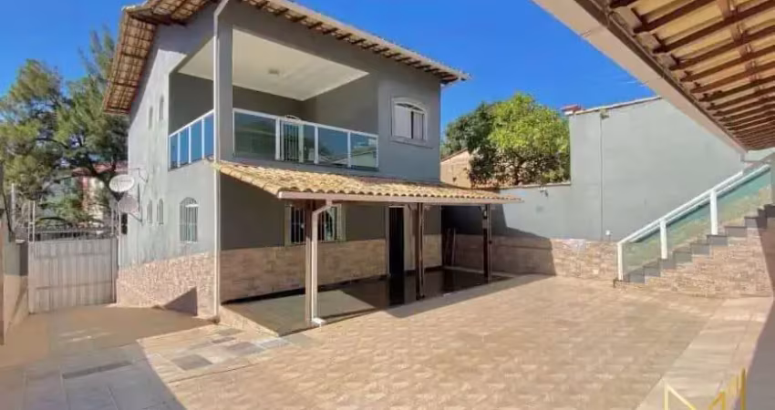 Casa com 3 quartos à venda na Rua Doutor Aleixo Paraguassu, 151, Santa Branca, Belo Horizonte
