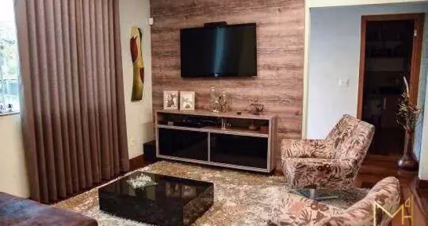 Casa com 5 quartos à venda na Rua Horta Barbosa, Nova Floresta, Belo Horizonte