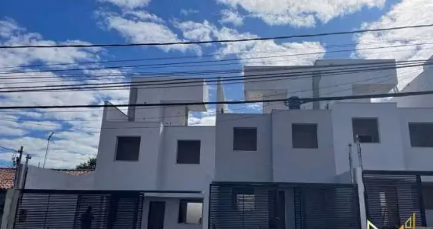 Casa com 3 quartos à venda na Rua Nilo Aparecida Pinto, Planalto, Belo Horizonte