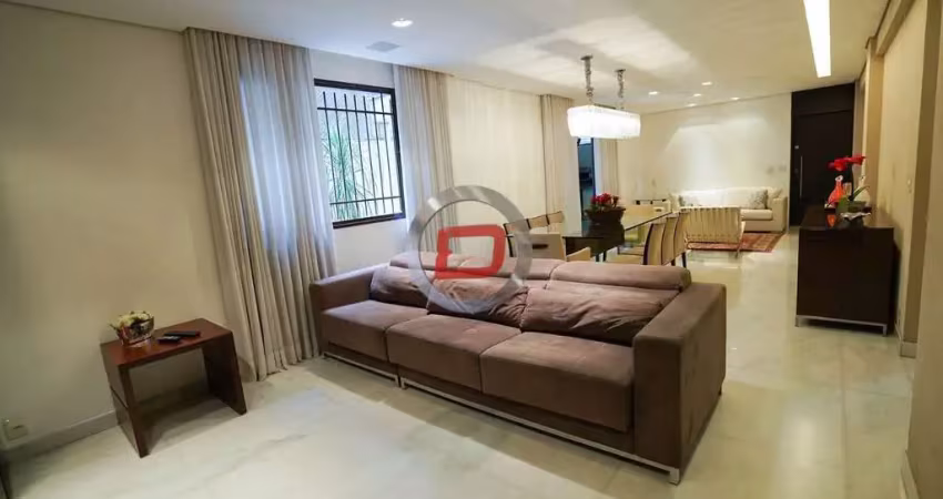 Casa em condomínio fechado com 4 quartos à venda na Rua Curitiba, 2555, Lourdes, Belo Horizonte