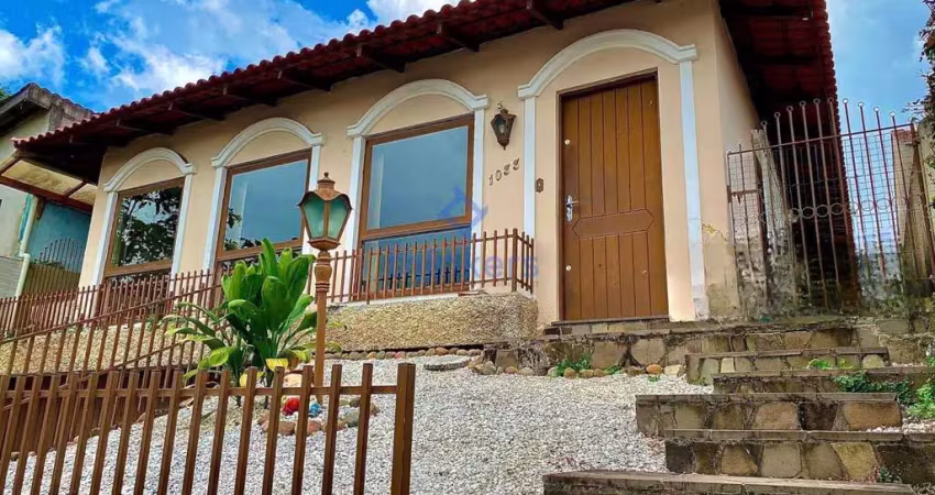 Casa para venda em curitiba, santa quitéria, 4 dormitórios, 1 suíte, 4 banheiros, 4 vagas