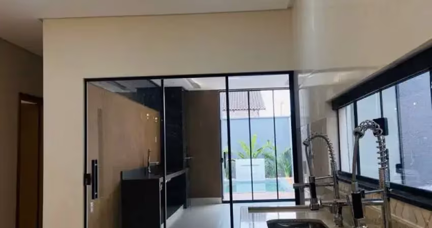 Casa com 3 quartos à venda na Rua Sete de Setembro, 1, Vila Romanópolis, Ferraz de Vasconcelos