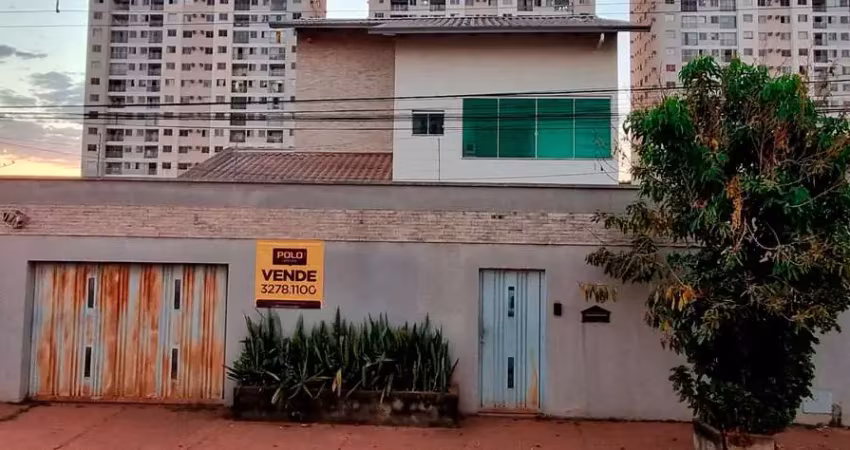 Sobrado, 288m² com 5 quartos - setor parque amazônia