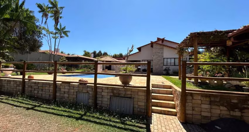 Casa no condomínio parque dos cisne, 1500 m² - goiânia