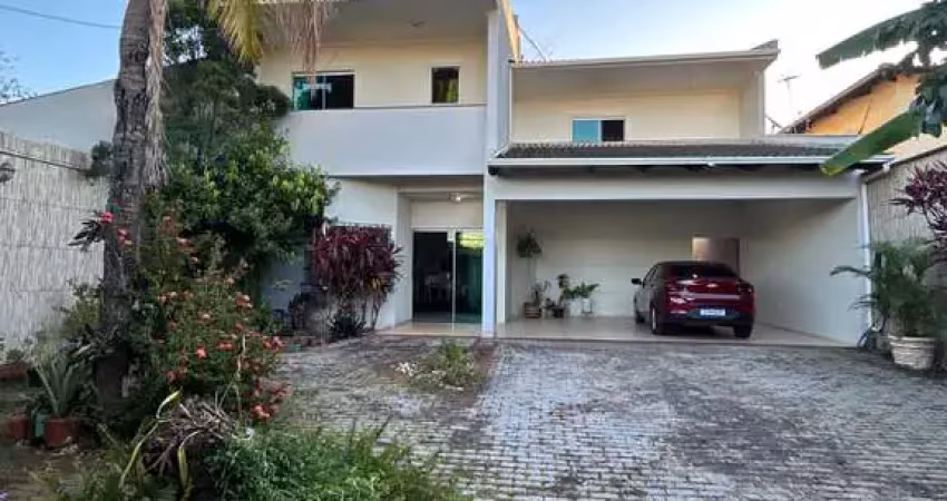 Sobrado, 310m² com 4 quartos - setor urias magalhães