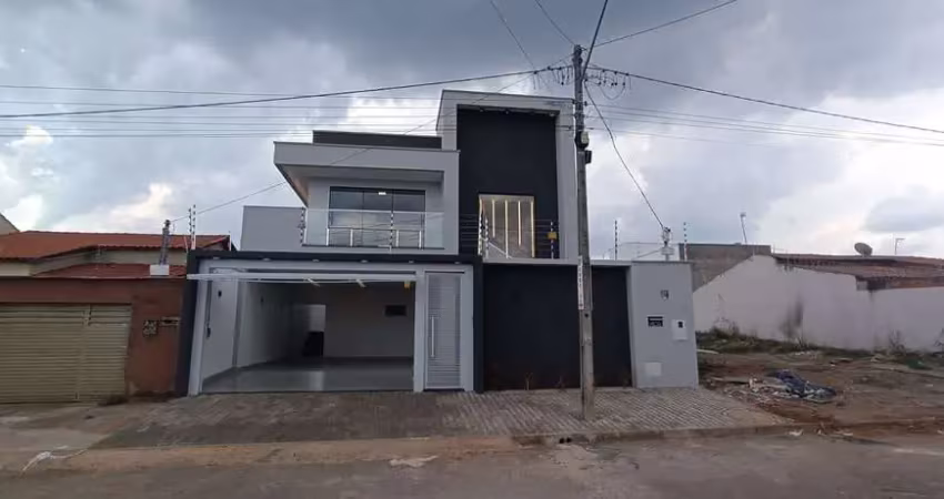 Sobrado com 3 suítes  à venda, 206 m² por r$ 999.000 - residencial monte cristo