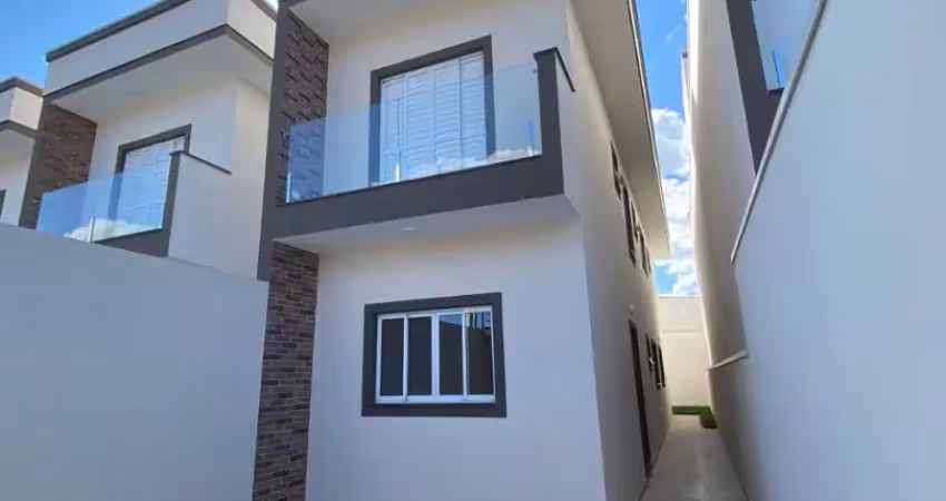 Casa com acabamento em porcelanato no center ville arujá sp