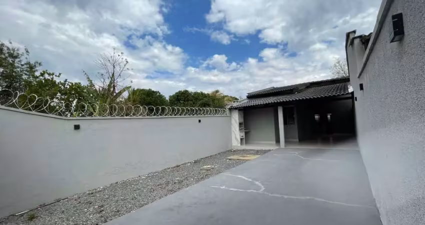 Casa com 3 quartos à venda na Vereador Vagner da Silva Ferreira, Parque Itatiaia, Aparecida de Goiânia