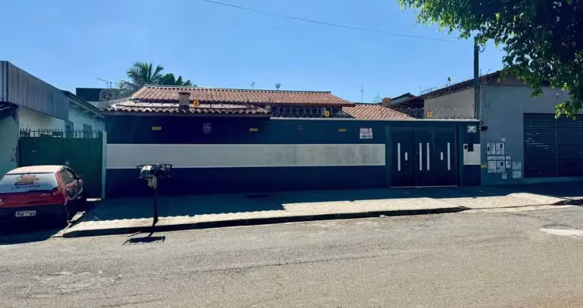 Casa com 3 quartos à venda na Anápolis, Vila Brasília, Aparecida de Goiânia